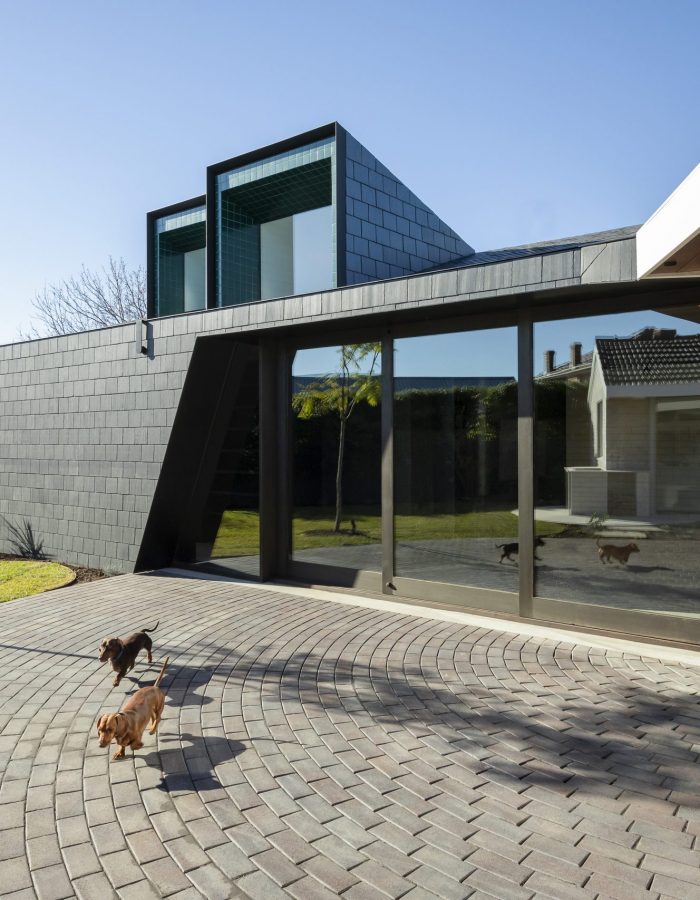 architectural-house-exterior-2021-08-27-19-14-48-utc architectural-house-exterior-2021-08-27-19-14-48-utc